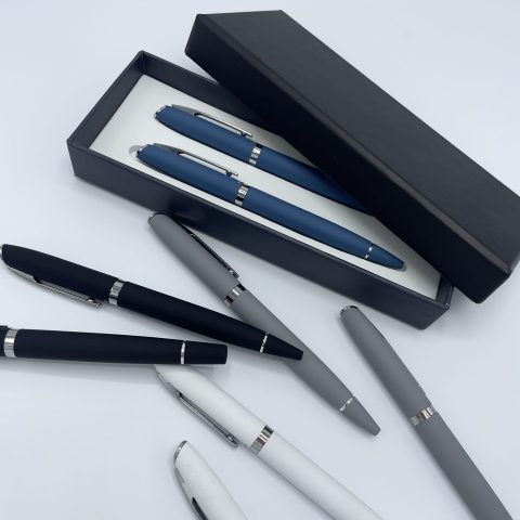 ENSEMBLE DE 2 STYLO LUX GOMME EN METAL