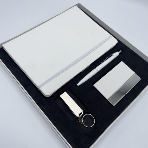 COFFRET 4PCS AVEC USB